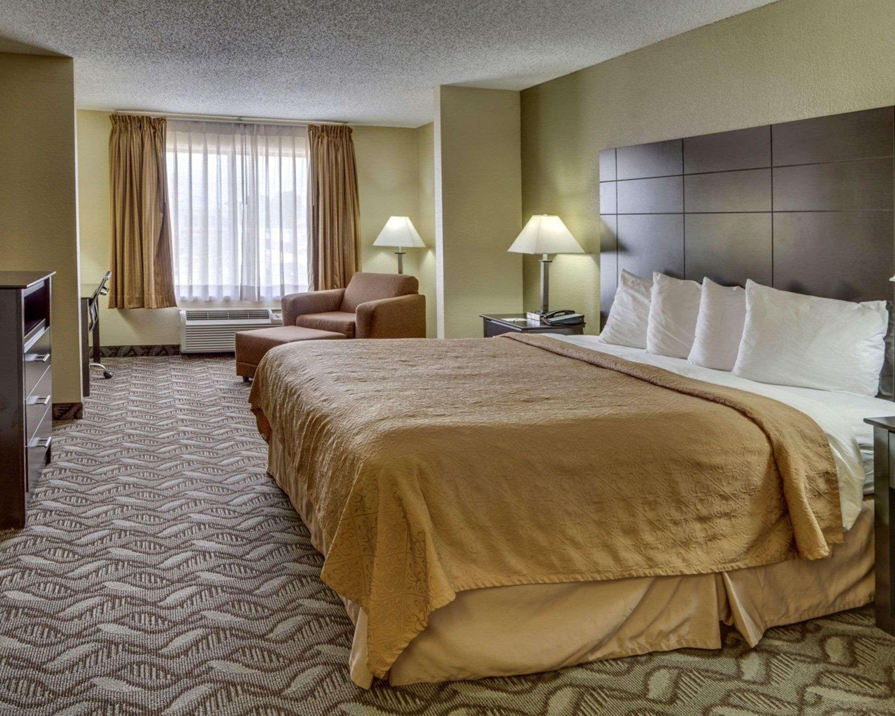 Quality Suites Baton Rouge East - Denham Springs Exteriér fotografie